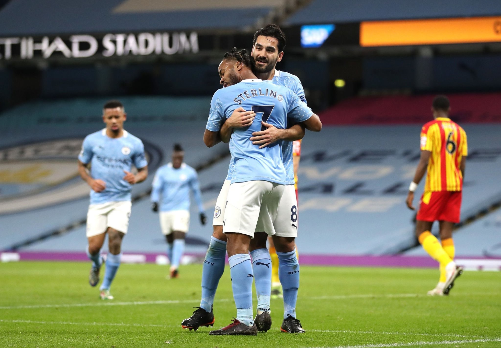 曼市双雄 曼市双雄