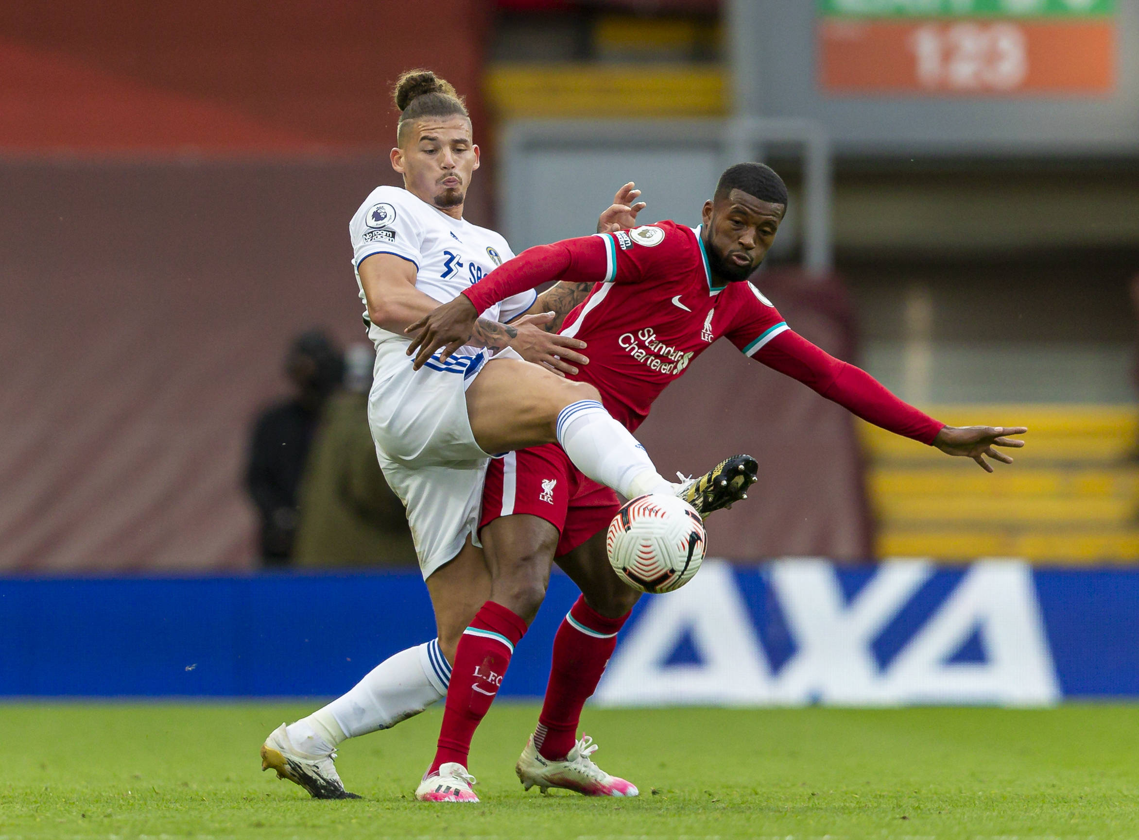 庭的和谐互 庭的和谐互